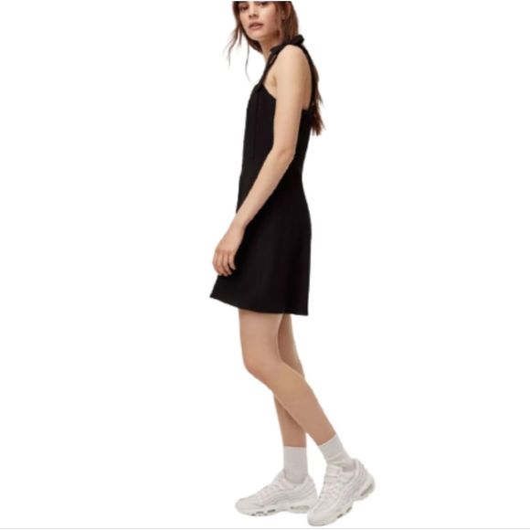 ARITZIA SUNDAY BEST Black Weller Smock Dress Size 8 - Picture 3 of 16